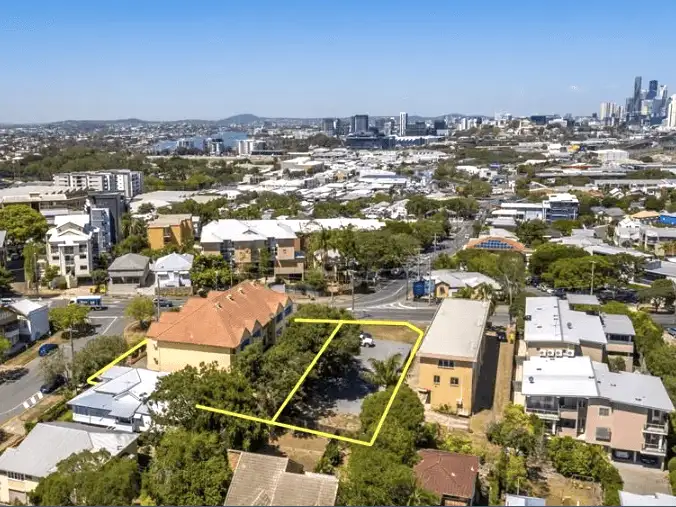402 Sandgate Road, Albion QLD 4010