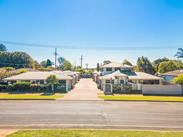 21-23 Hursley Road, Newtown QLD 4350