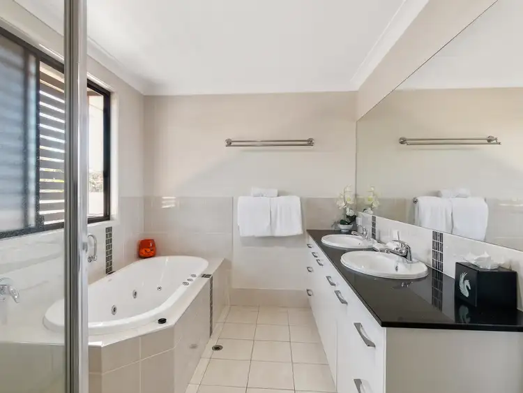 Sixth view of Homely block of units listing, 21-23 Hursley Road, Newtown QLD 4350