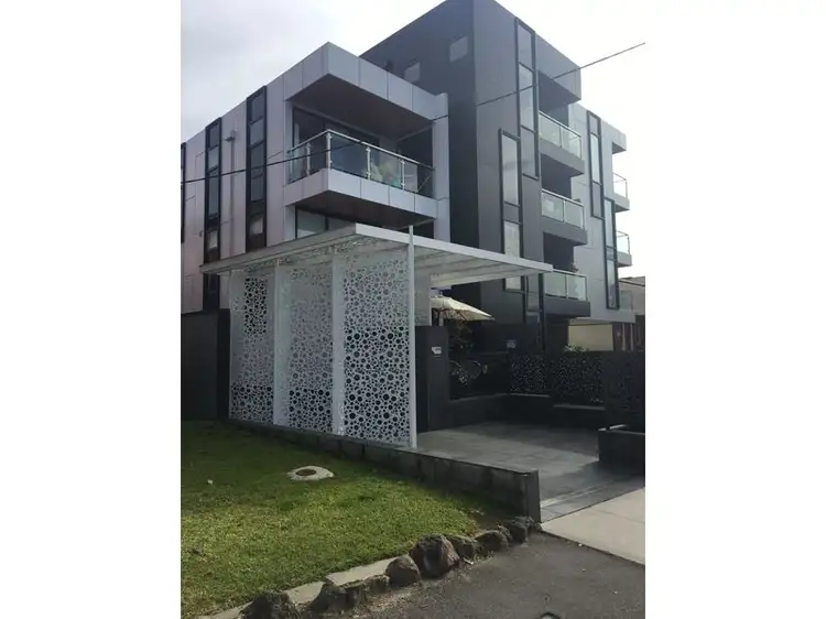 G03/567 Glenferrie Road