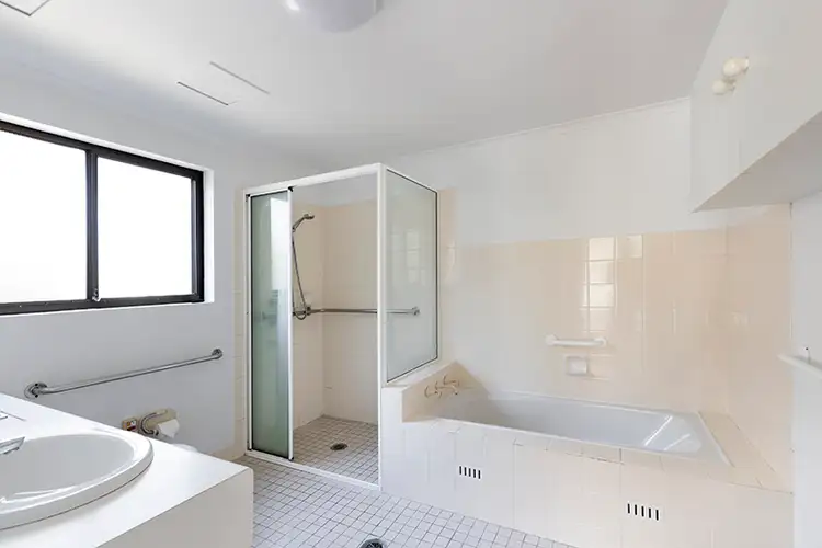 Fifth view of Homely retirement listing, 101/82 Avalon Parade, Avalon Beach NSW 2107