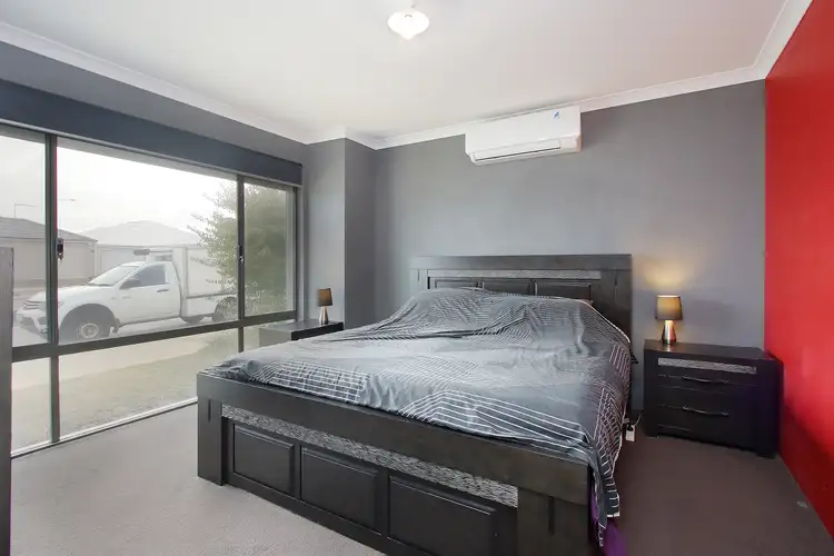 Second view of Homely house listing, 6 Parkhurst Avenue, Hilbert WA 6112