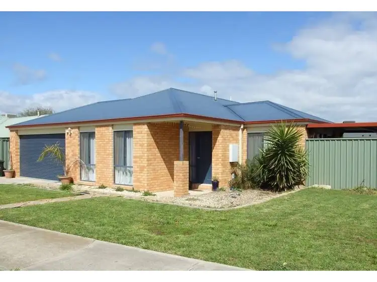 Main view of Homely house listing, 4 MONTGOMERY COURT, Wangaratta VIC 3677
