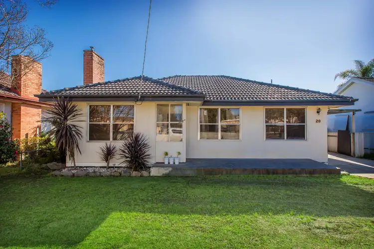 Main view of Homely house listing, 28 PEARCE STREET, Wodonga VIC 3690