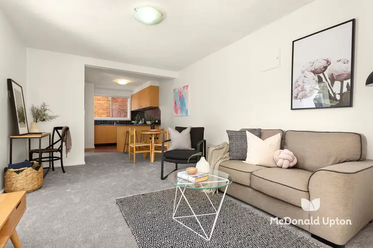 1/11 Spencer Street, Essendon VIC 3040