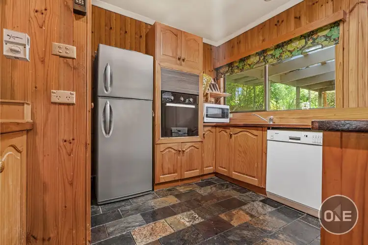 Fifth view of Homely house listing, 6 Mckay Court, Ringwood VIC 3134