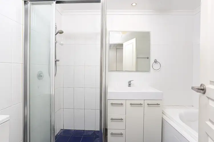 Third view of Homely apartment listing, 27/12 BAKER STREET, Gosford NSW 2250