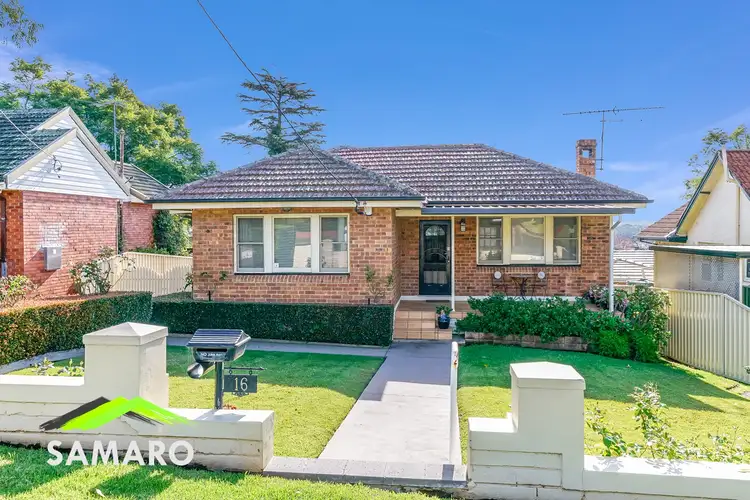 16 Lilian Street, Campbelltown NSW 2560
