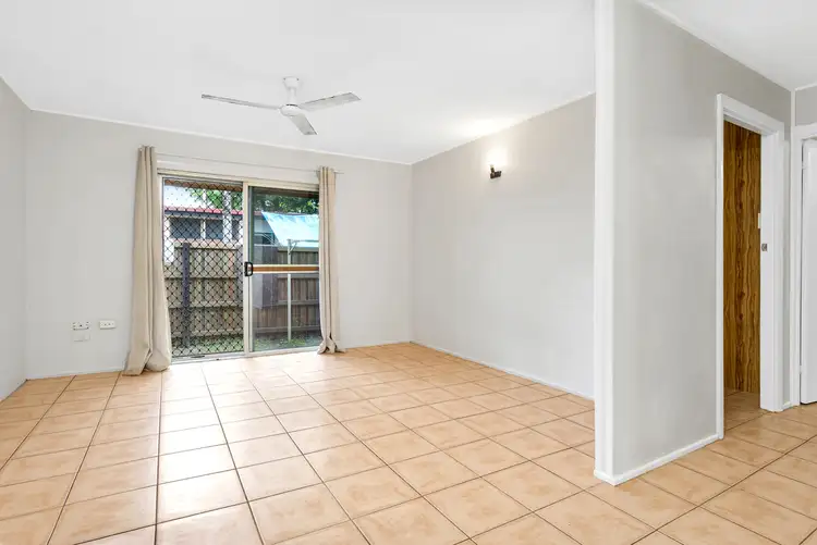 Fifth view of Homely unit listing, 2/11 Sandown Close, Woree QLD 4868