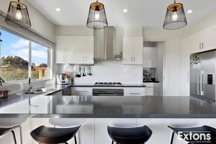 Fifth view of Homely house listing, 10 KINGFISHER DRIVE, Mulwala NSW 2647