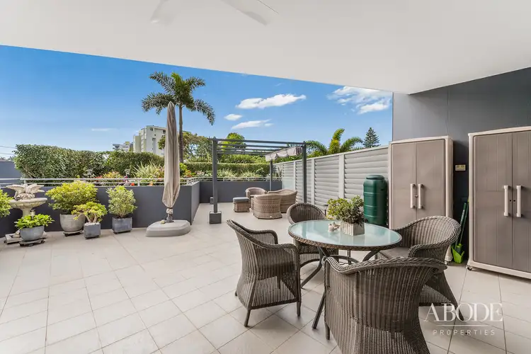 35/17 Marine Parade, Redcliffe QLD 4020