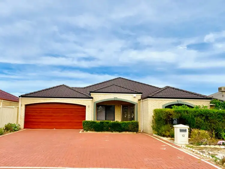 12 Elliot Place, Thornlie WA 6108
