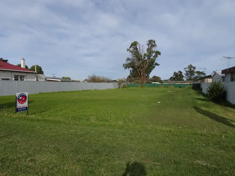 88 Mount Gambier Road, Millicent SA 5280
