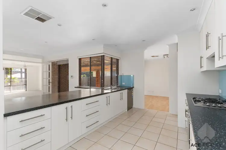 Sixth view of Homely house listing, 7 Whitton Court, Kingsley WA 6026