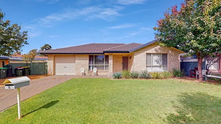 8 Lansdowne Drive, Dubbo NSW 2830