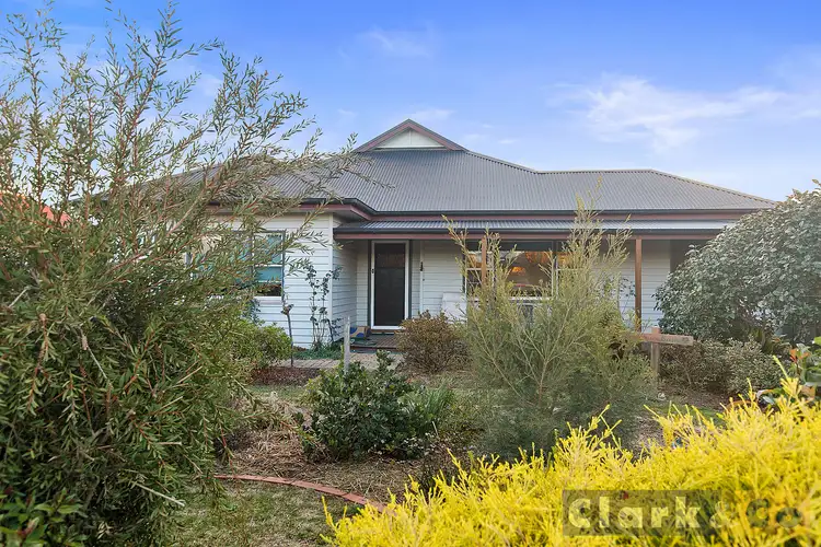 19 Chenery Street, Mansfield VIC 3722