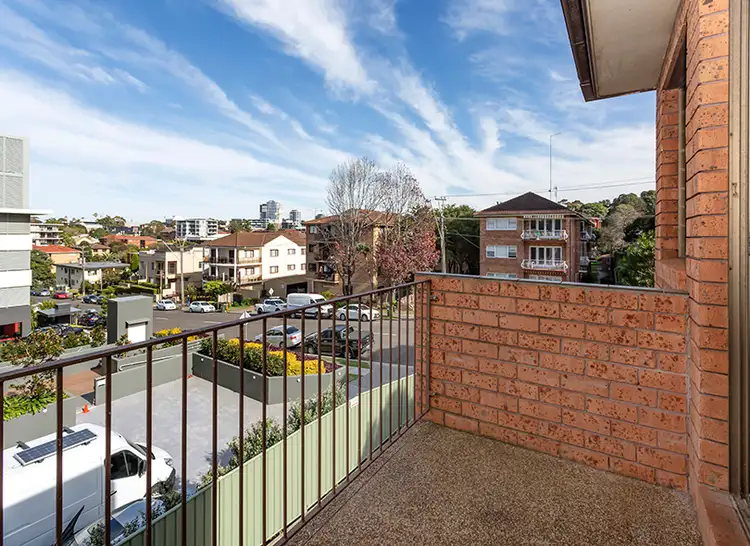 Fifth view of Homely apartment listing, 3/15 Kembla Street, Wollongong NSW 2500