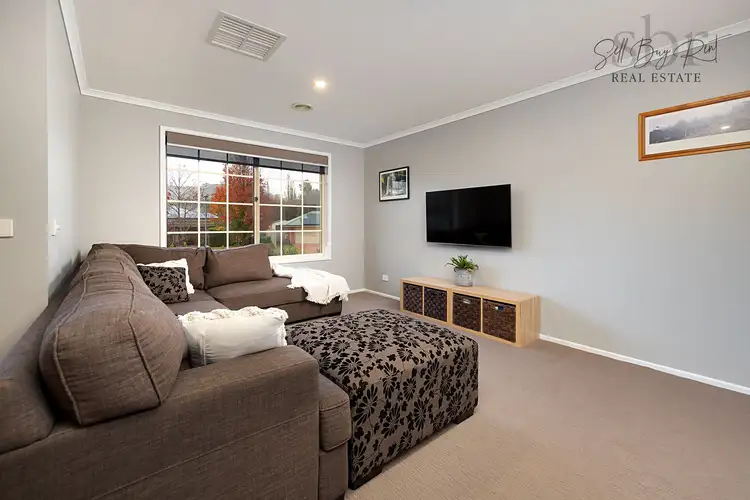 Second view of Homely house listing, 8 MEMORIAL DRIVE, Wodonga VIC 3690
