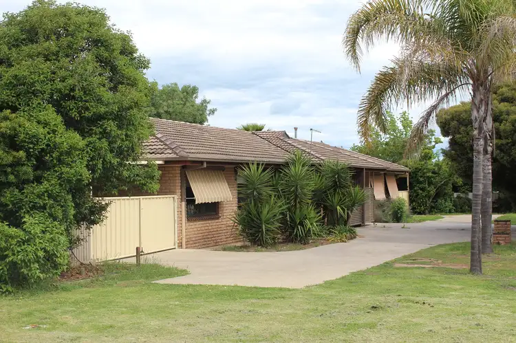 Second view of Homely townhouse listing, 486 KOTTHOFF STREET, Lavington NSW 2641