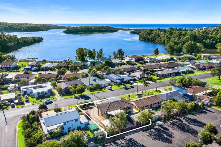 30 Binalong Street, Dalmeny NSW 2546
