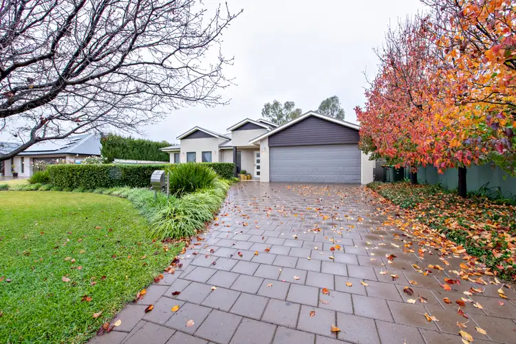 29 Regand Park Boulevard, Dubbo NSW 2830
