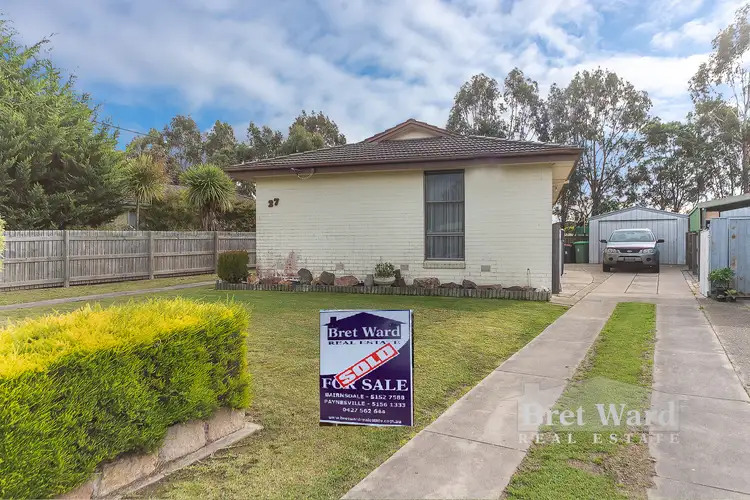 Main view of Homely house listing, 27 Cameron Crescent, East Bairnsdale VIC 3875