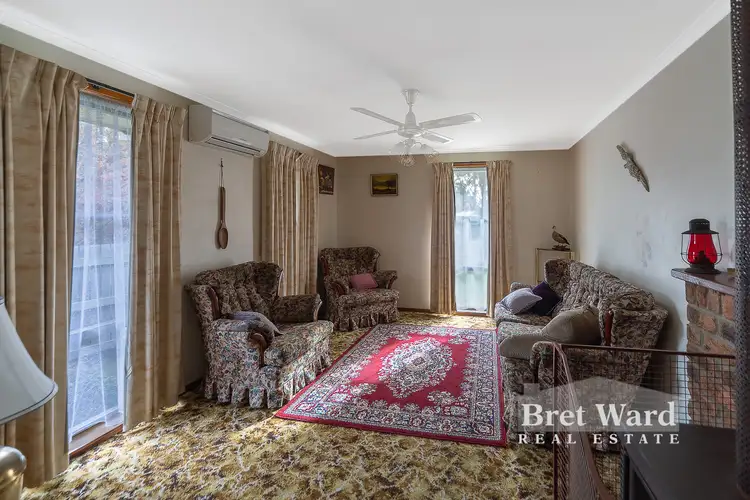 Third view of Homely house listing, 27 Cameron Crescent, East Bairnsdale VIC 3875