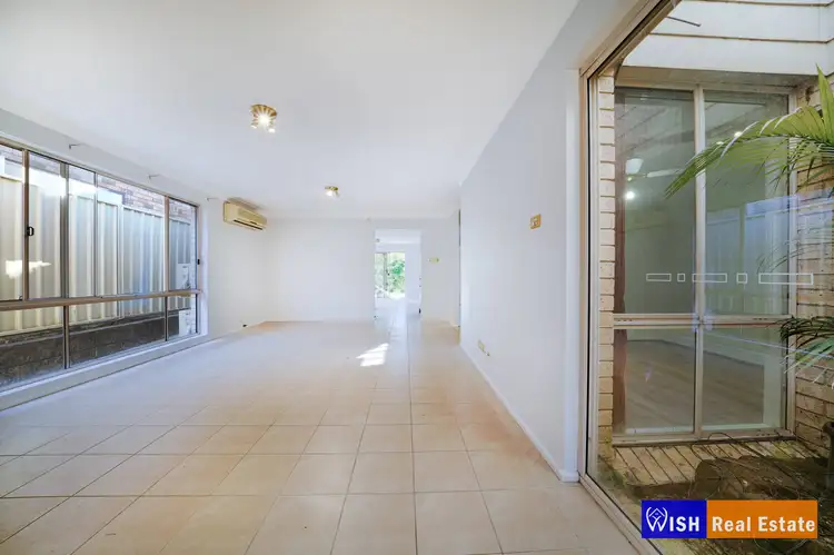 Fifth view of Homely house listing, 1/36 Fuchsia Crescent, Macquarie Fields NSW 2564