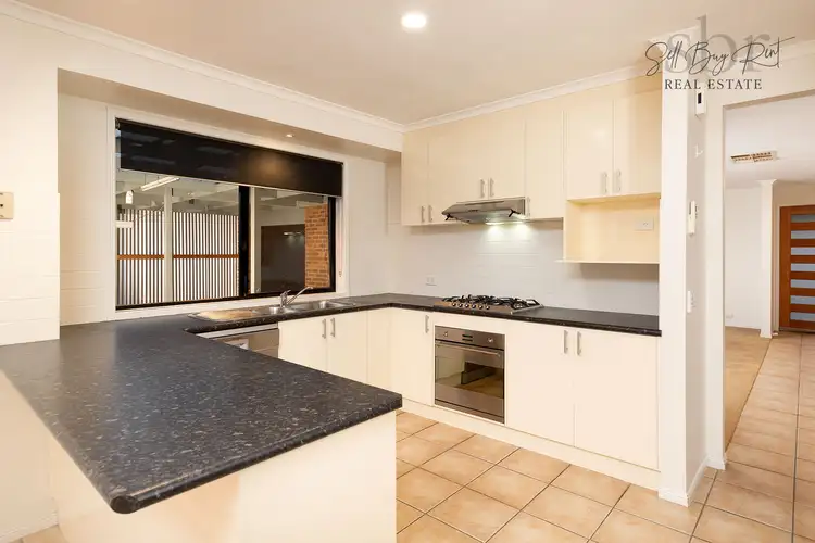 Fourth view of Homely house listing, 5 HOOK COURT, Wodonga VIC 3690