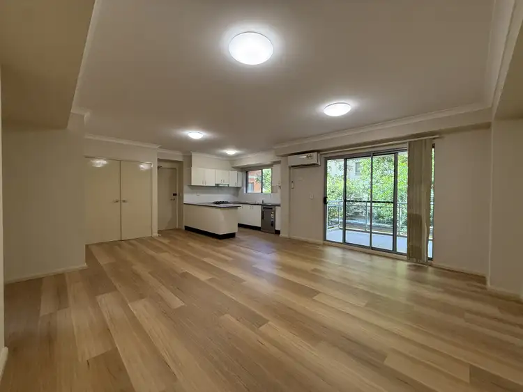 8-10 Lachlan Street