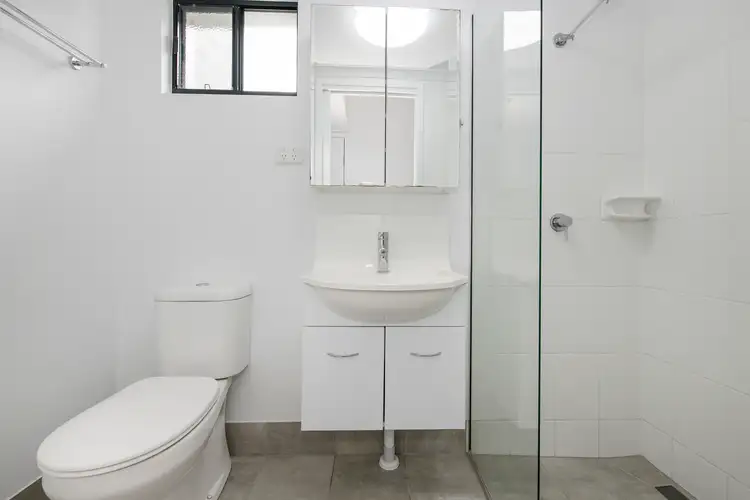 Fifth view of Homely apartment listing, 6/9 Carter Street, North Ward QLD 4810