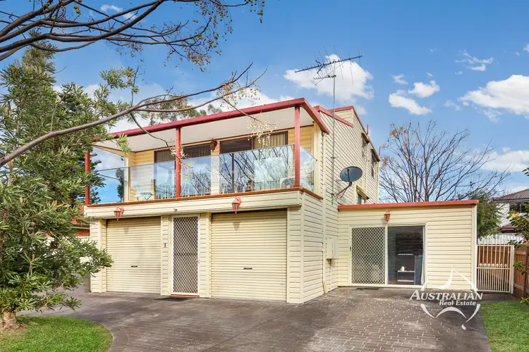 4 Buckland Road, St Clair NSW 2759