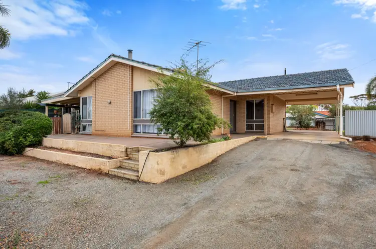 18 Killarney Street, Hannans WA 6430