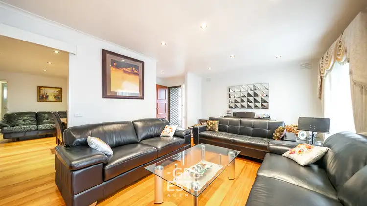 Fifth view of Homely house listing, 7 Whitestone Court, Endeavour Hills VIC 3802