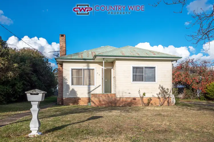 25 Lewis Street, Glen Innes NSW 2370