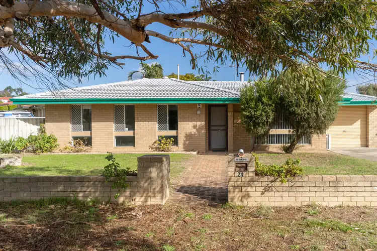 24 NANOVICH AVENUE, Girrawheen WA 6064