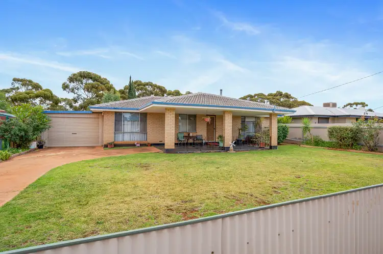 132 Addis Street, West Lamington WA 6430