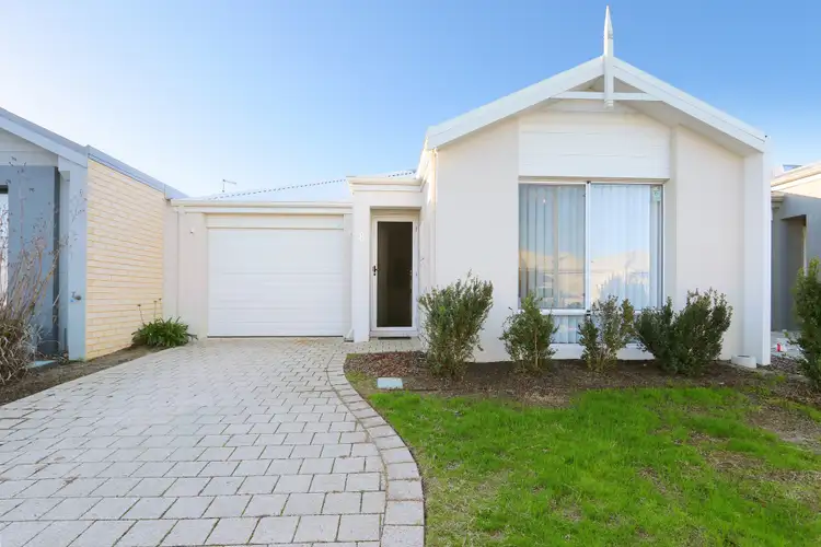 Main view of Homely house listing, 6 Telopea Way, Piara Waters WA 6112