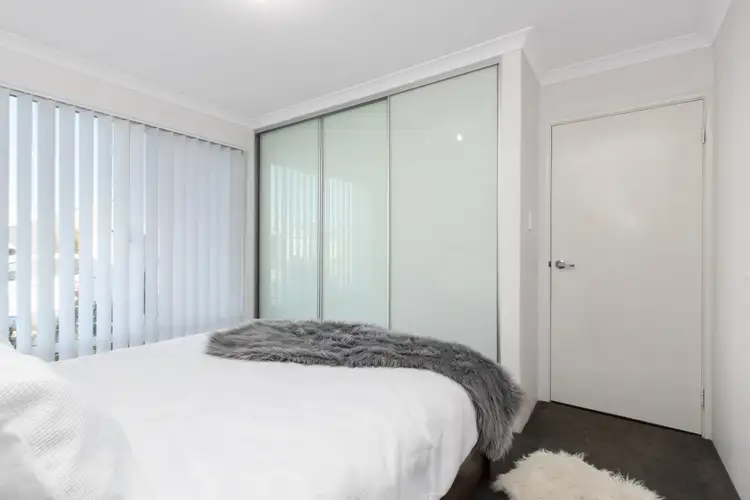 Third view of Homely house listing, 6 Telopea Way, Piara Waters WA 6112