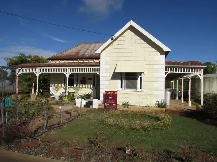 3 Aitken Avenue, Donald VIC 3480