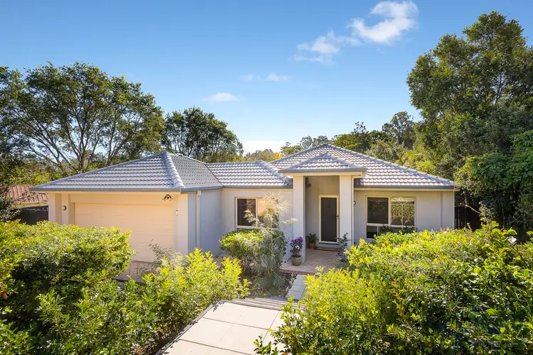15 Fern Place, Kenmore QLD 4069