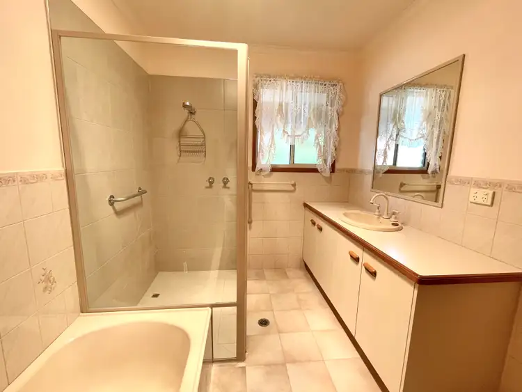 Fifth view of Homely unit listing, 1/12 Splatt Street, Swan Hill VIC 3585
