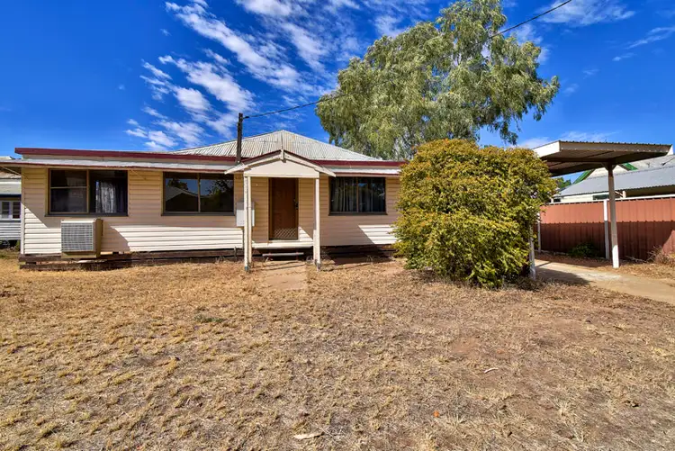 112 CRANE STREET, Longreach QLD 4730