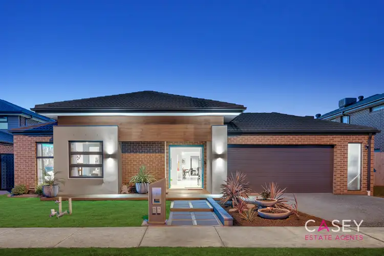 54 Ranfurlie Boulevard, Cranbourne West VIC 3977