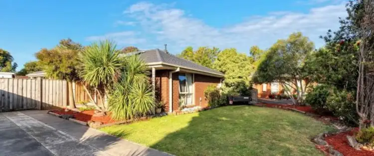 12 Burke Court, Cranbourne North VIC 3977