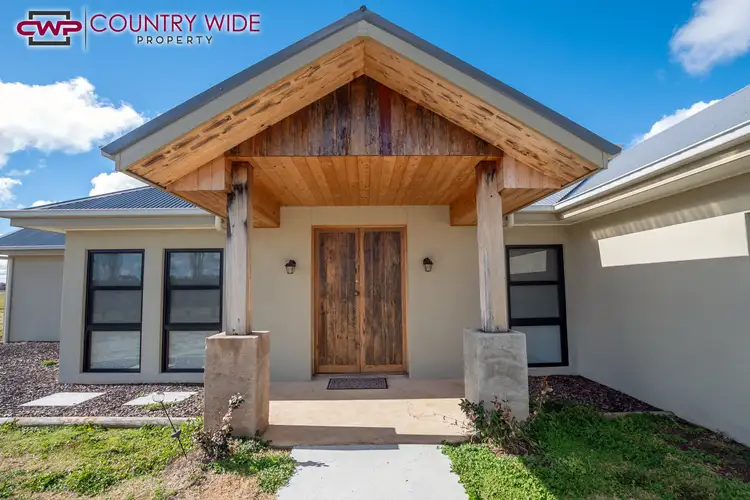 203 Coronation Avenue, Glen Innes NSW 2370