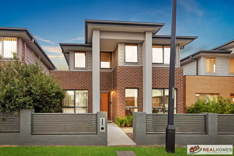 22 Lakeside Parade, Jordan Springs NSW 2747