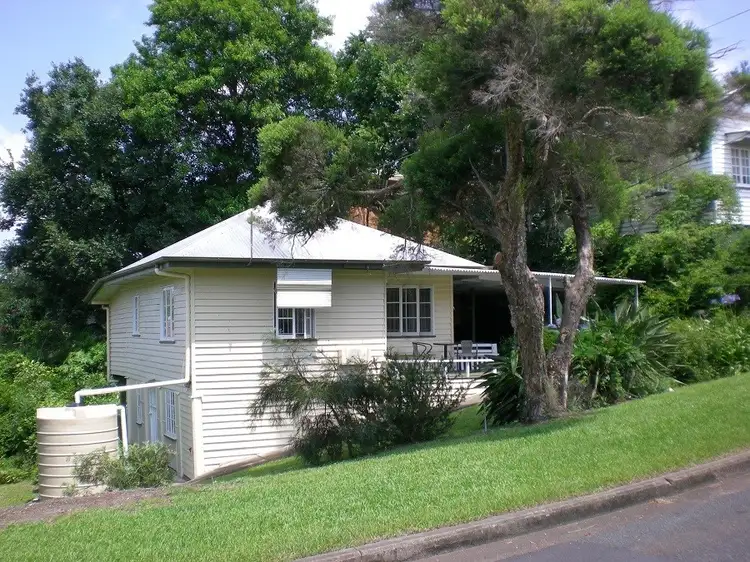 91 Dewar Terrace, Sherwood QLD 4075