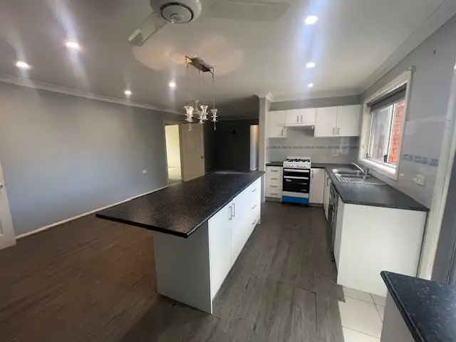 Fifth view of Homely house listing, 7 Evelyn Street, Macquarie Fields NSW 2564