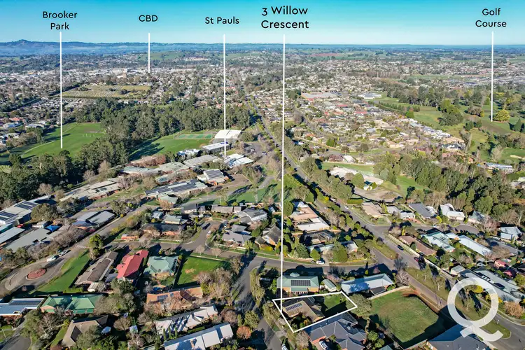 Second view of Homely house listing, 3 Willow Crescent, Warragul VIC 3820